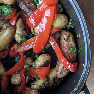 Pommes de terre aux poivrons à la cocotte