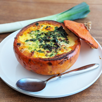 Potimarron farci au poireau et à l’emmental Potimarron farci au poireau et à l’emmental