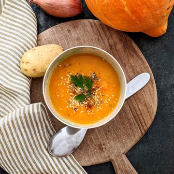 Une soupe de potimarron, carottes et pomme de terre