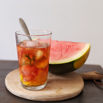 Thé glacé au melon et à la pastèque