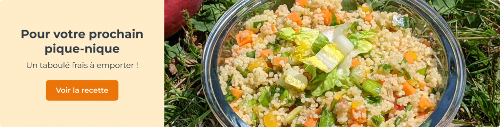 Taboulé au persil, tomates, oignons, poivrons et courgette