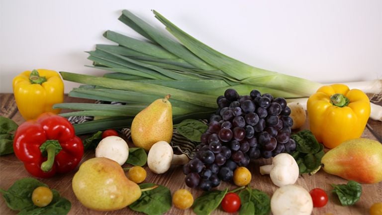 Grand mélange de fruits & légumes (+ 6 oeufs bio)