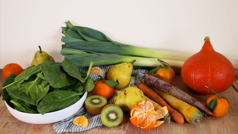 Grand mélange de fruits et légumes